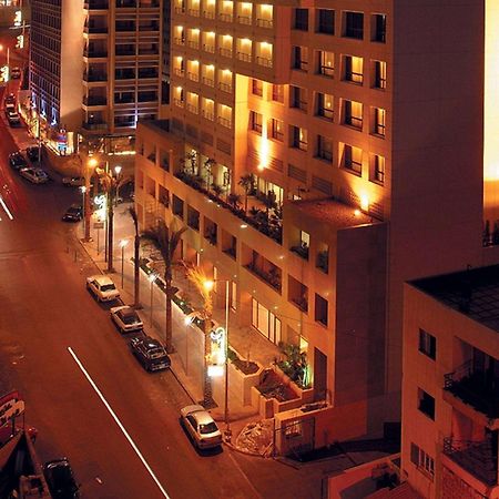 Ramada Plaza By Wyndham Beirut Raouche Hotell Exteriör bild
