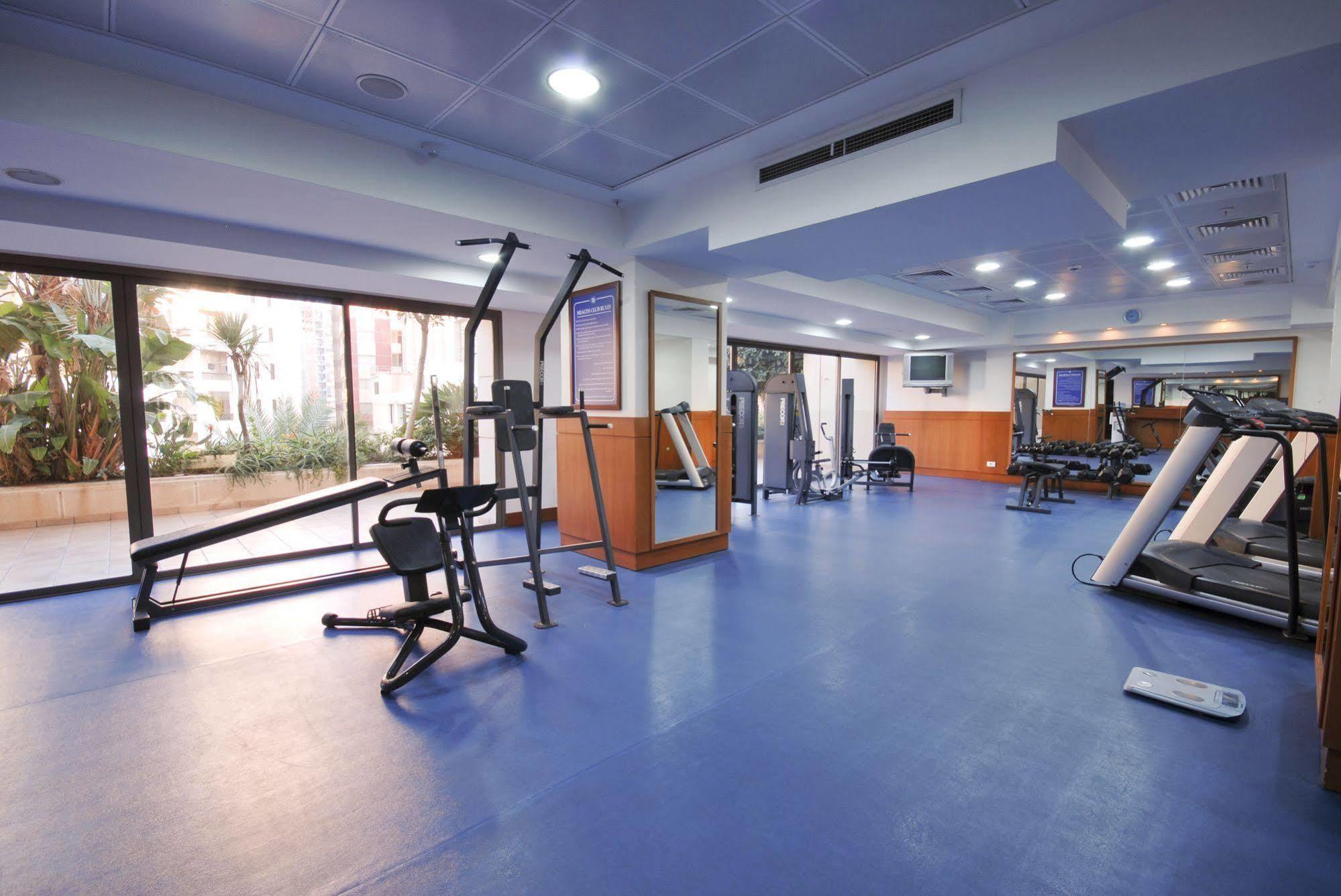 Ramada Plaza By Wyndham Beirut Raouche Hotell Exteriör bild